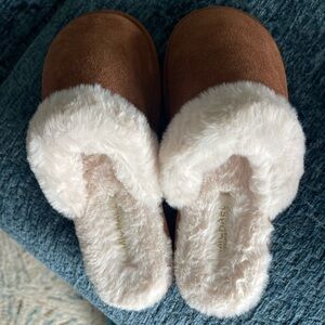 Michael Kors Suede Slippers New in Box